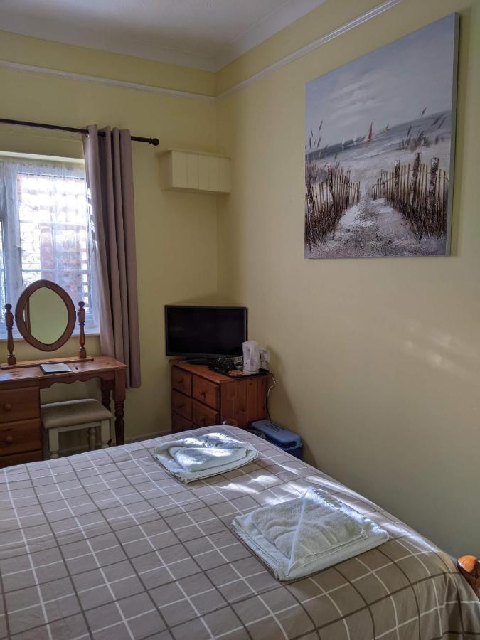 Kingswinford Guest House 페인턴 외부 사진